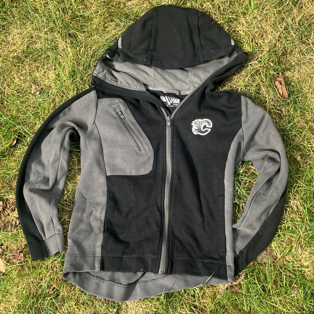 Calgary flames black and grey hoodie